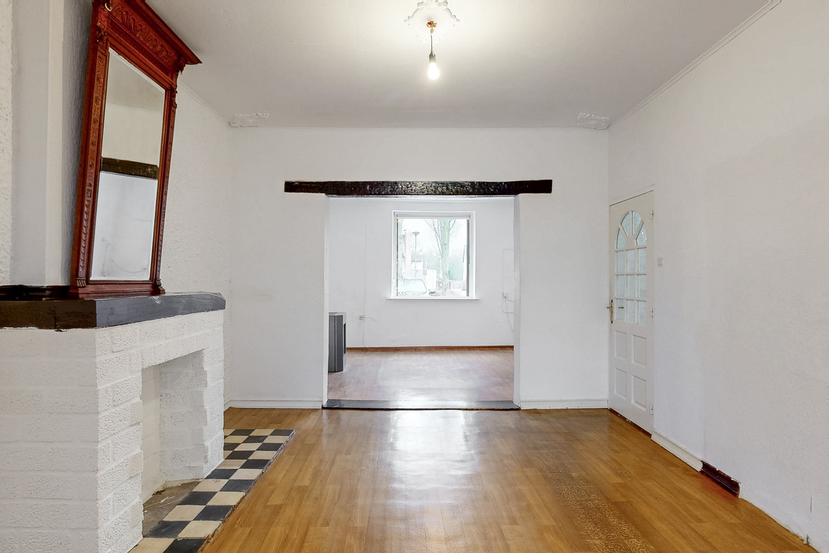 Twee-onder-één-kap te koop: Eisenderstraat 21, Geleen