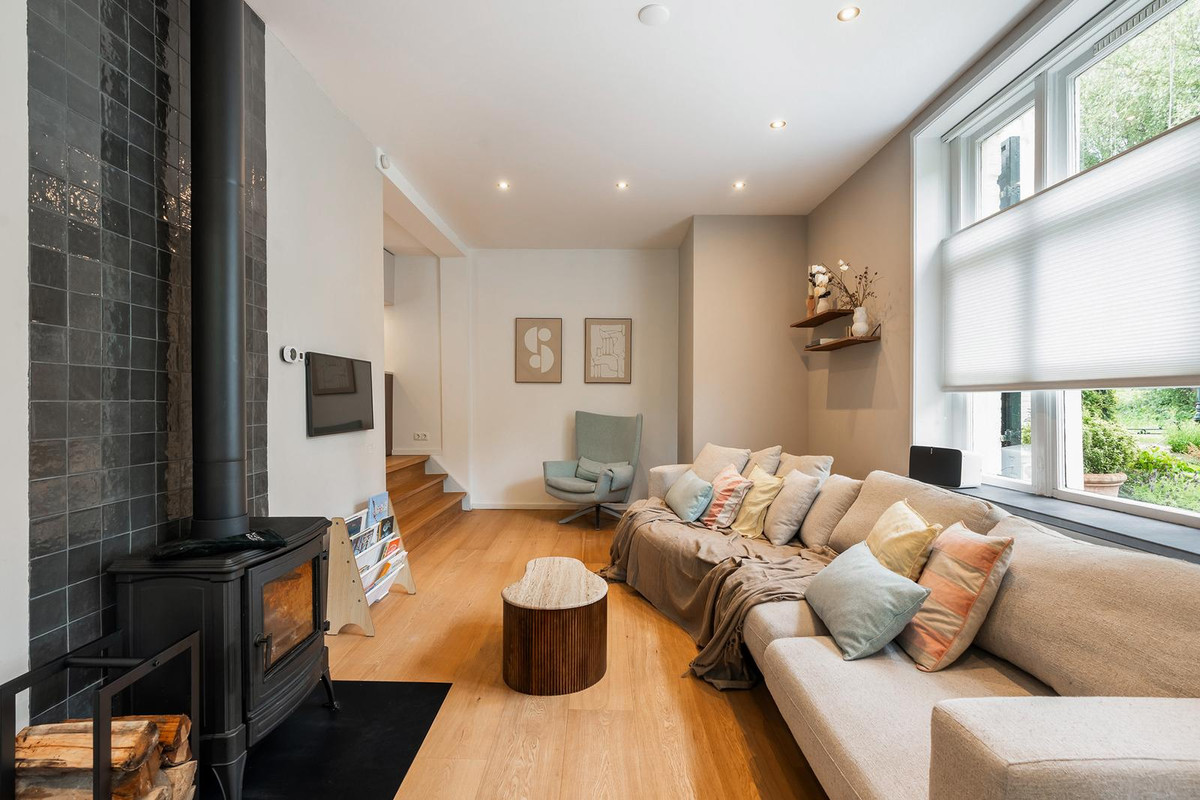 Hoekwoning te koop: Achterzeedijk 71, Barendrecht