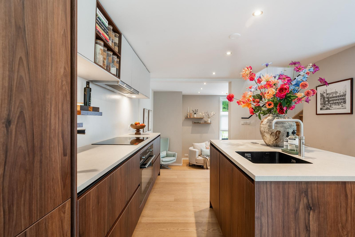 Hoekwoning te koop: Achterzeedijk 71, Barendrecht