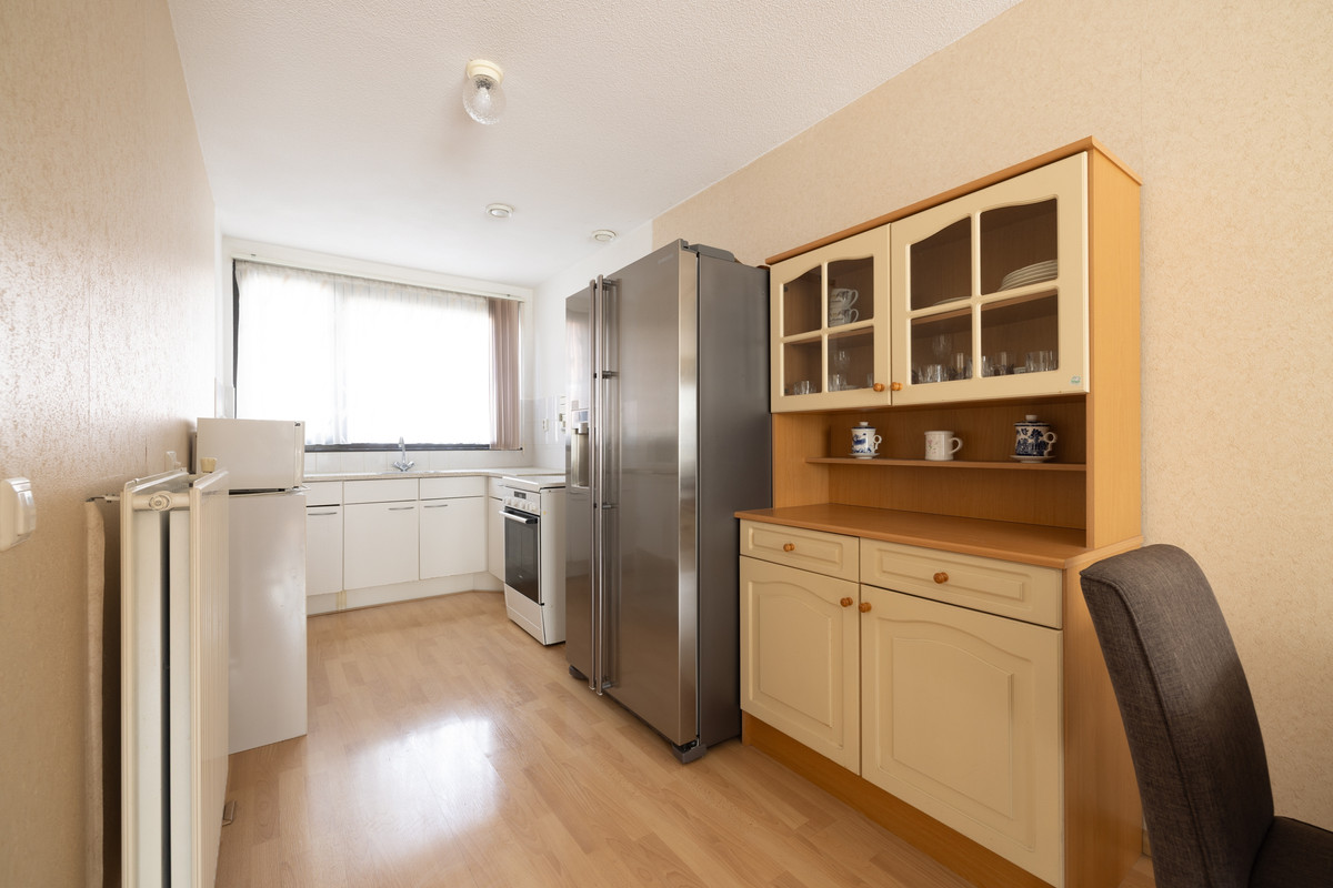 Tussenwoning te koop: Pesetalaan 37, Amsterdam