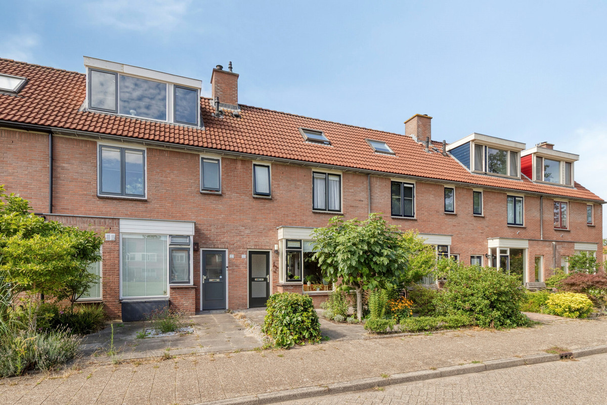 Tussenwoning te koop: Kievitweide 35, Houten