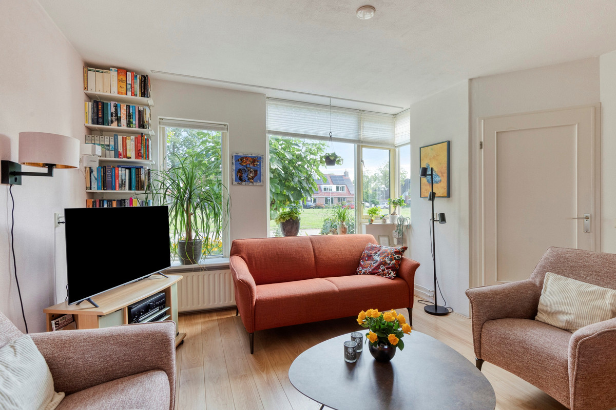 Tussenwoning te koop: Kievitweide 35, Houten