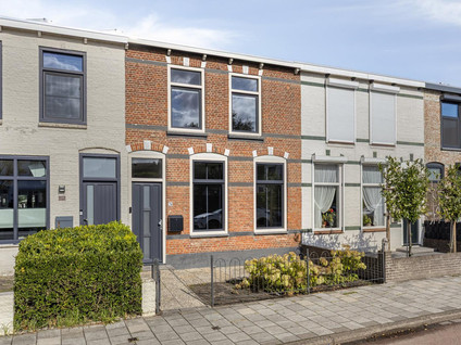 M.A.de Ruijterlaan 26