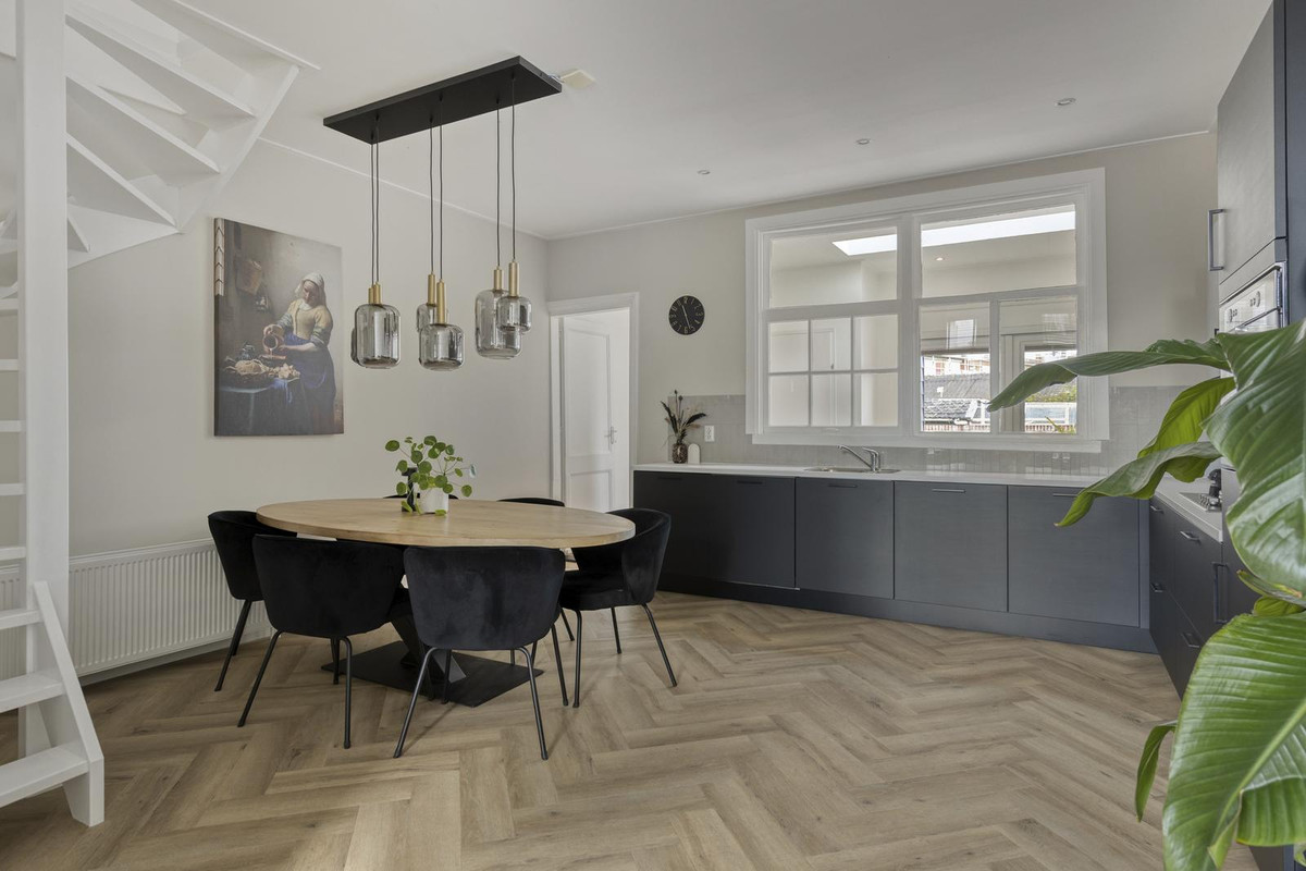 Tussenwoning te koop: M.A.de Ruijterlaan 26, Goes
