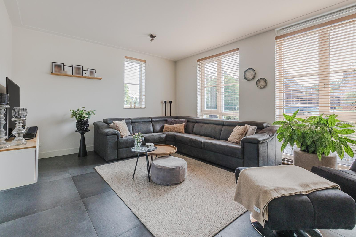 Tussenwoning te koop: Hofse Hoeve 11, Schaijk