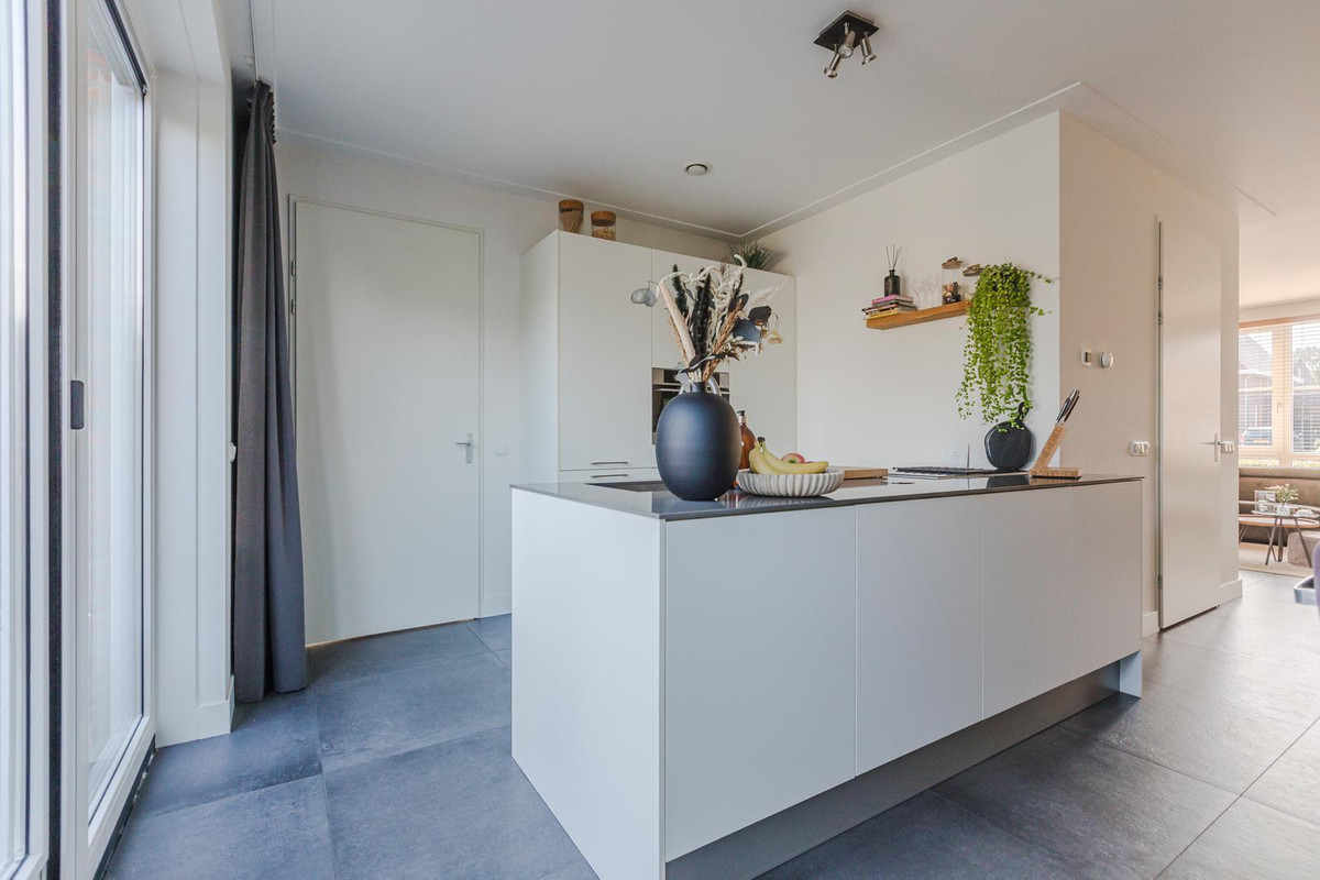 Tussenwoning te koop: Hofse Hoeve 11, Schaijk