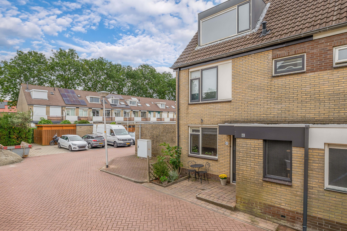 Tussenwoning te koop: Zuidplaslaan 68, Waddinxveen