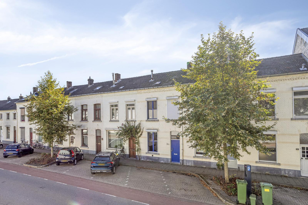 Tussenwoning te koop: Meerssenerweg 193, Maastricht