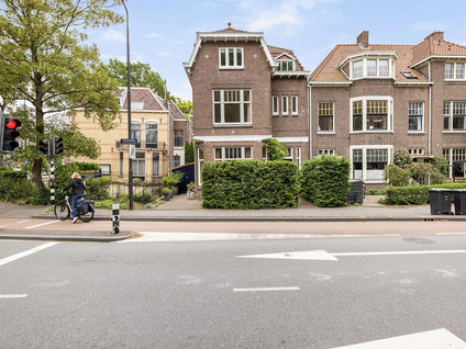 Toulonselaan 2