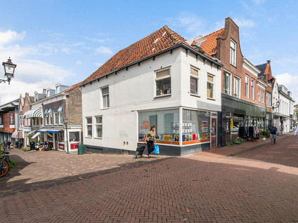 Broersveld 10