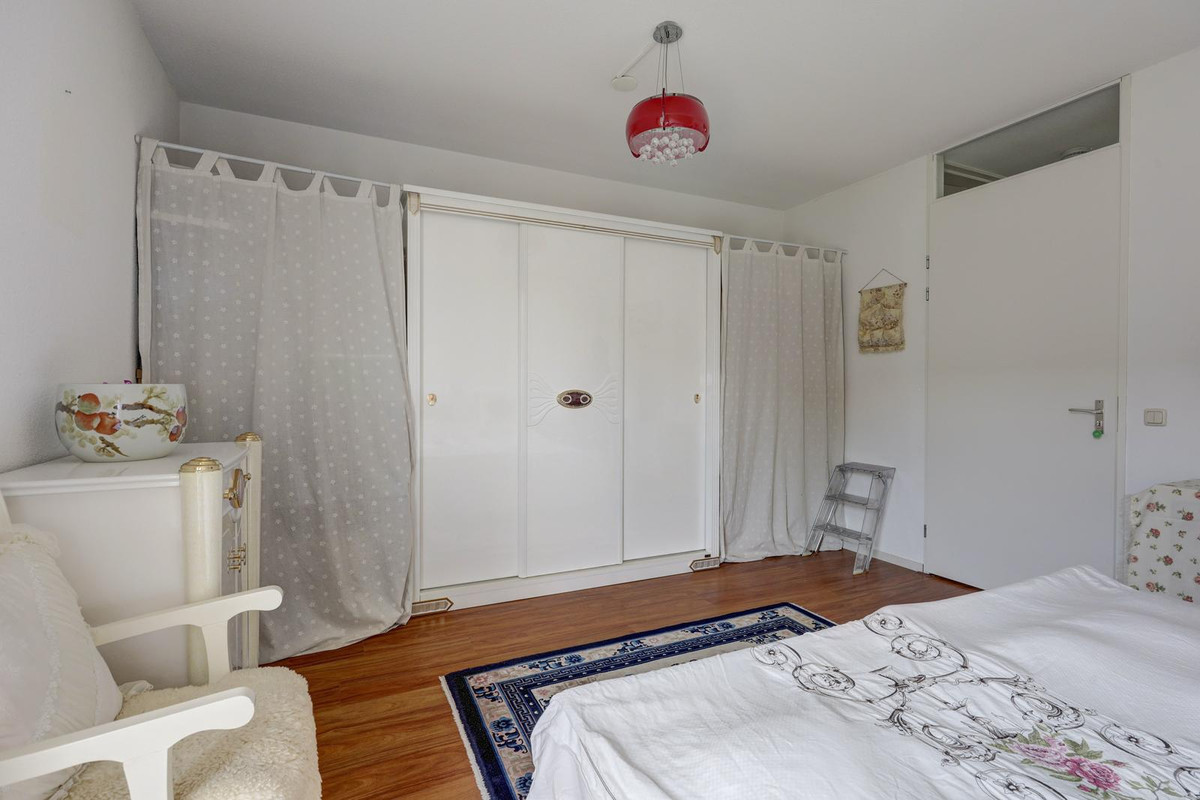 Tussenwoning te koop: Moltzerstraat 8, Rotterdam