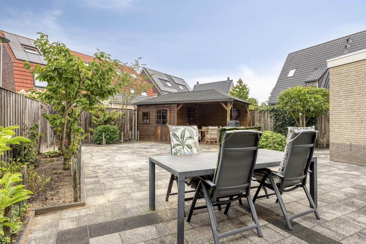 Twee-onder-één-kap te koop: Marskramer 23, Wijchen