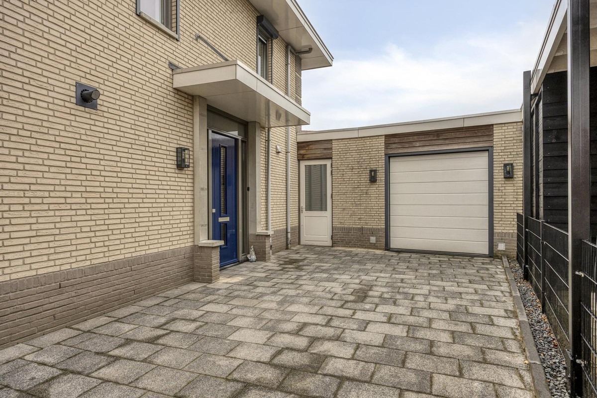 Twee-onder-één-kap te koop: Marskramer 23, Wijchen