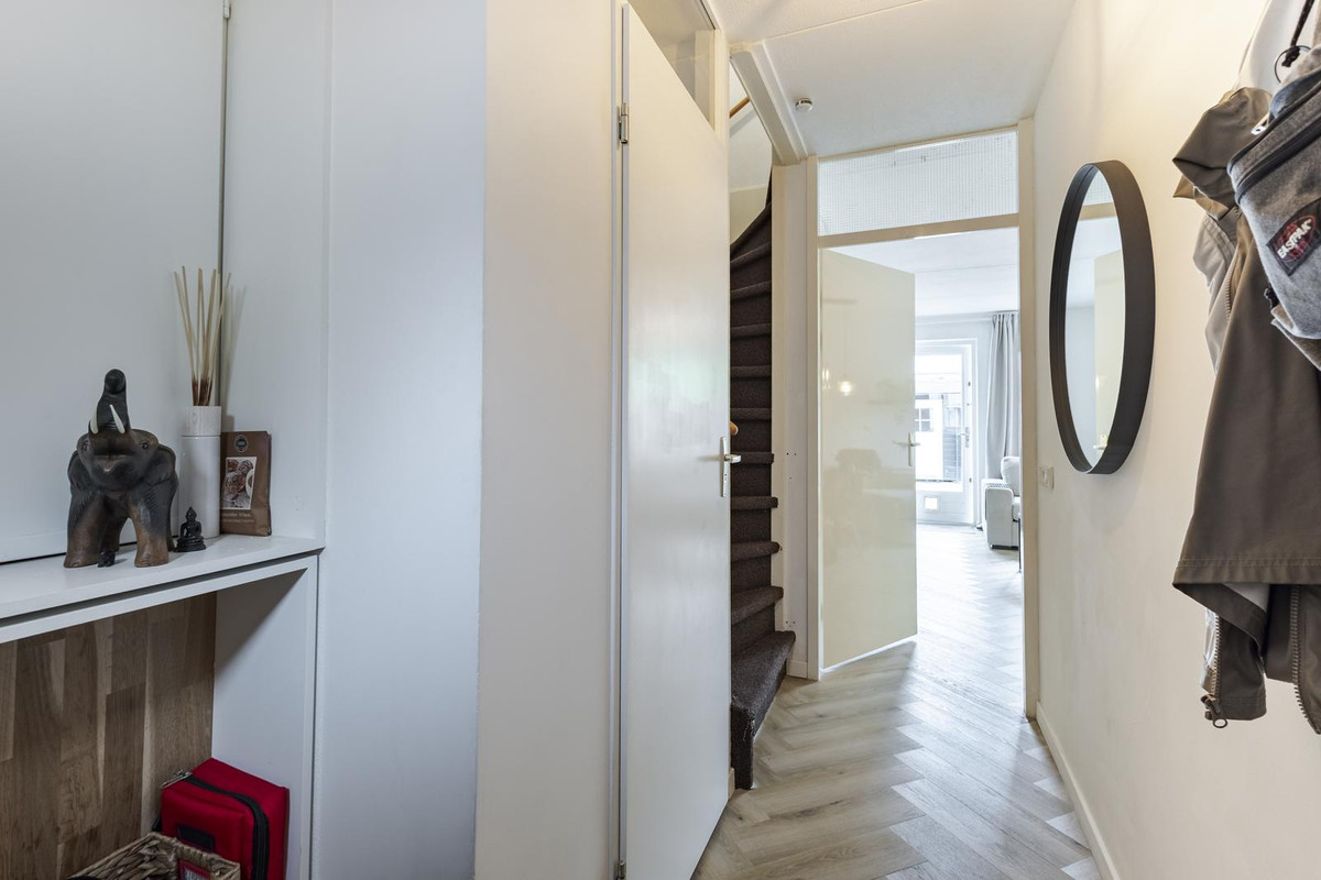 Tussenwoning te koop: 't Stort 13, Sliedrecht