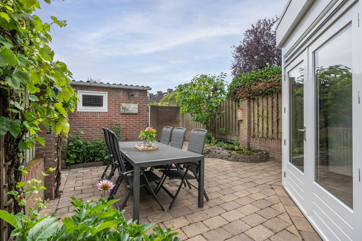 Tussenwoning te koop: Heesterveld 16, Sint-Michielsgestel