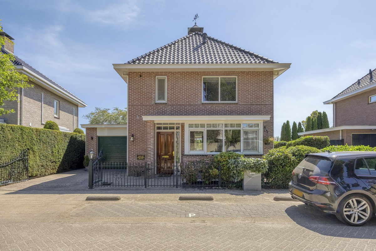 Vrijstaande woning te koop: Koekoeksbloem 24, Heerjansdam