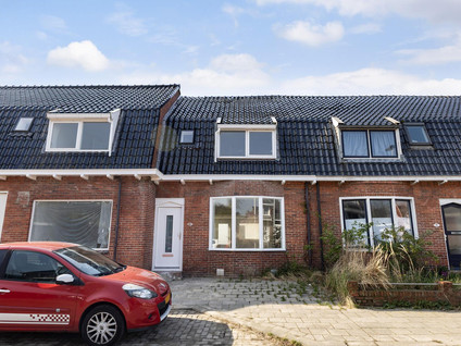 Middenweg 15