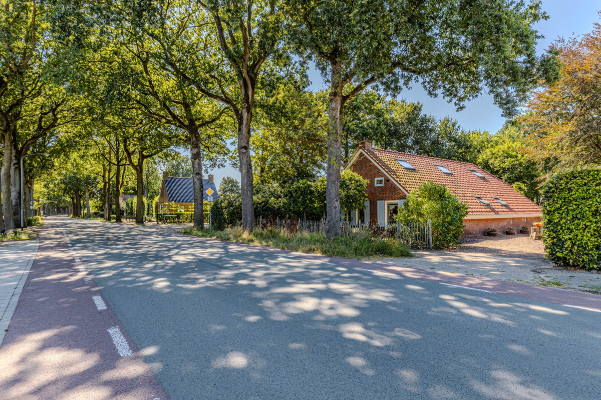 Vrijstaande woning te koop: Hoofdweg 11, Froombosch