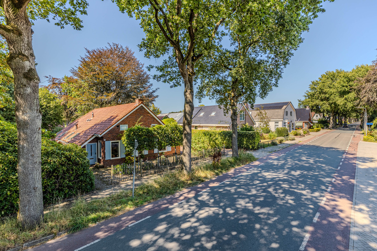 Vrijstaande woning te koop: Hoofdweg 11, Froombosch