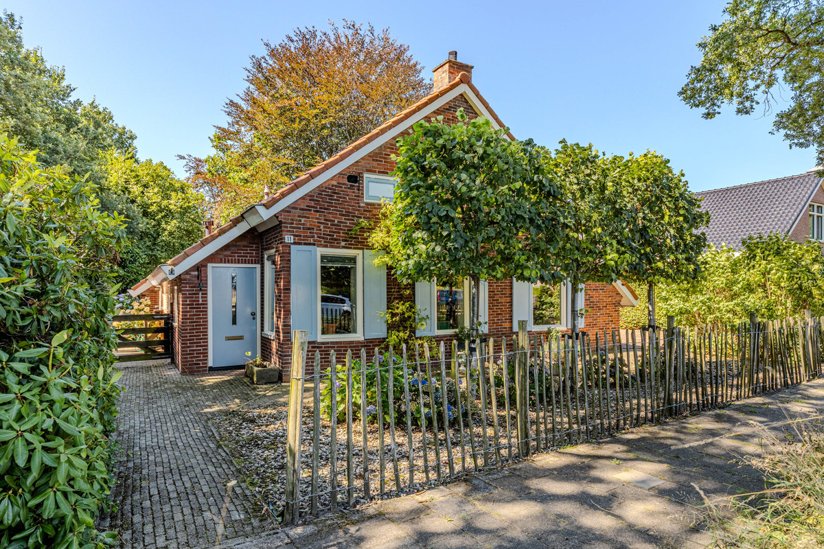 Vrijstaande woning te koop: Hoofdweg 11, Froombosch