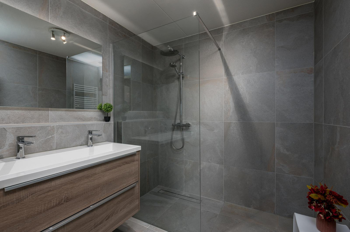 Appartement te koop: Maldivenweg 23, Almere