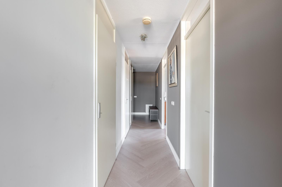 Appartement te koop: Maldivenweg 23, Almere