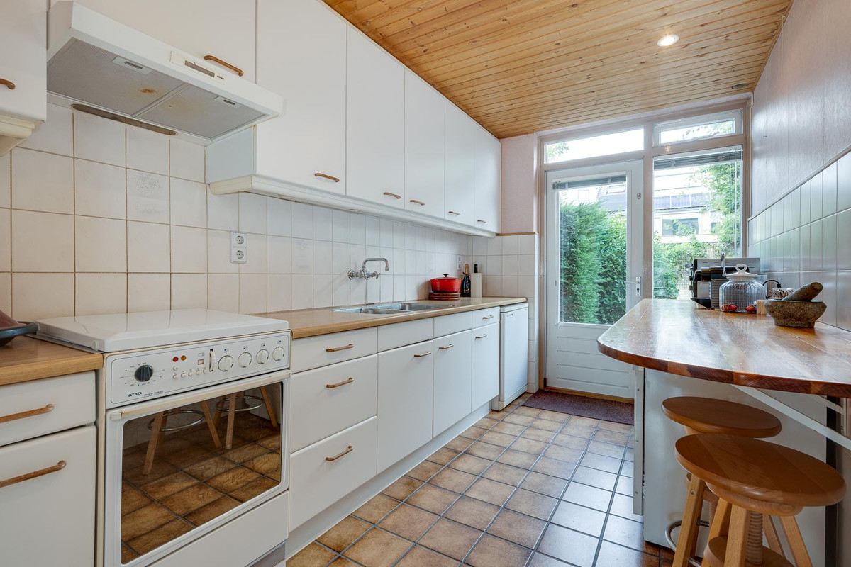 Tussenwoning te koop: Callenburghplantsoen 17, Voorschoten