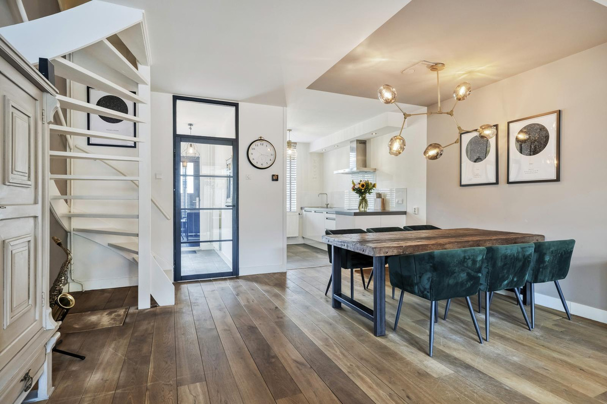 Tussenwoning te koop: Fort 4, Breda