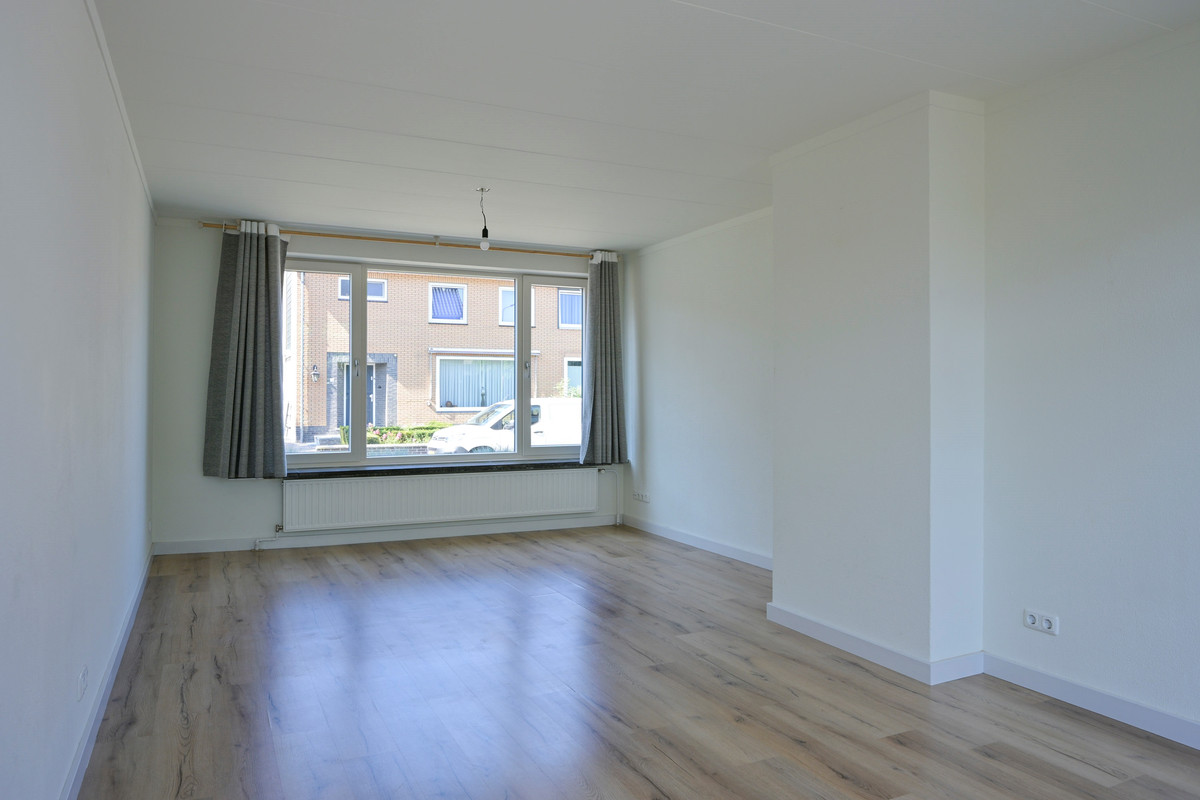 Tussenwoning te koop: Frans Erensstraat 13, Sittard