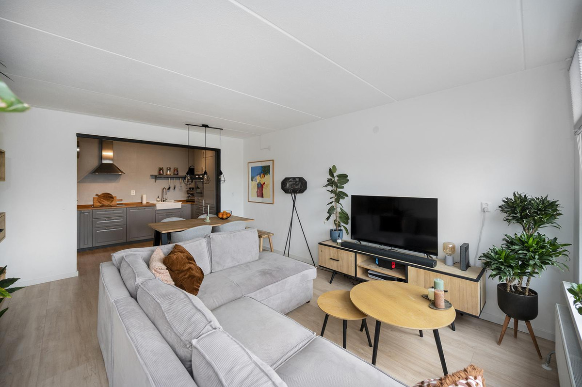 Appartement te koop: Elburgkade 70, Almere