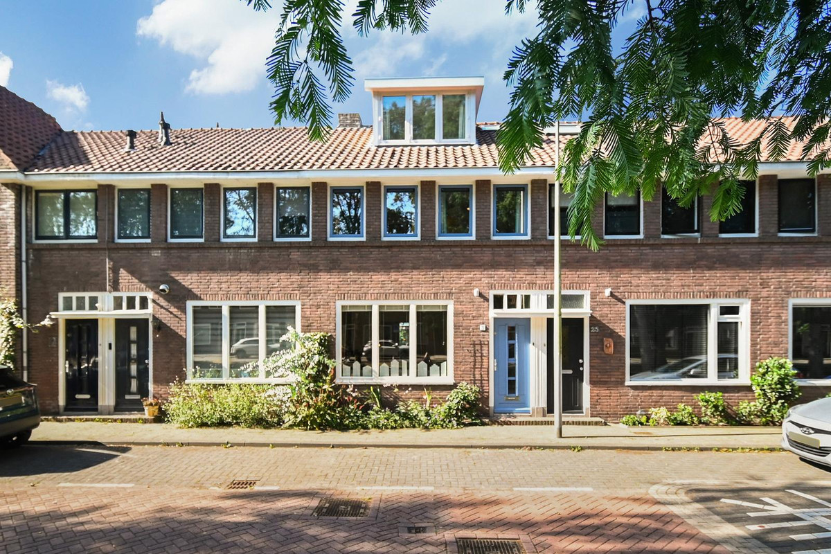 Tussenwoning te koop: van der Palmstraat 23, Gouda