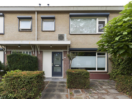 Madame Curiestraat 16