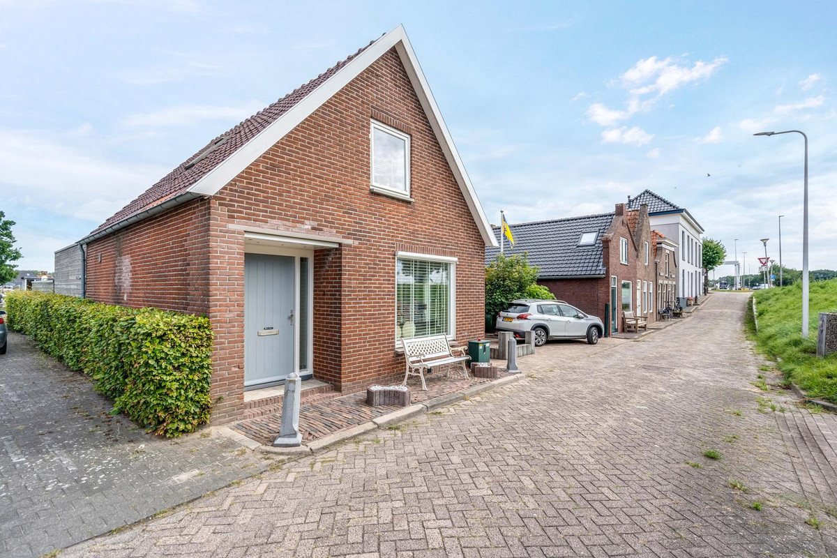 Vrijstaande woning te koop: Mastenmakersstraat 25, Zwartsluis