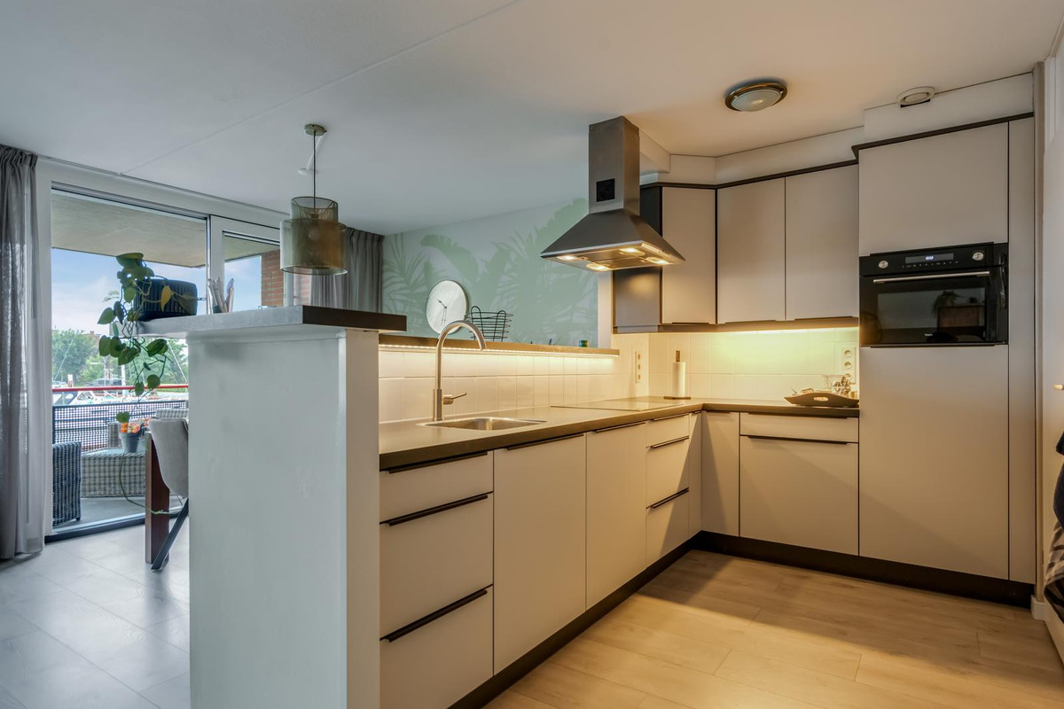 Appartement te koop: Eemskanaal N.Z. 43, Delfzijl