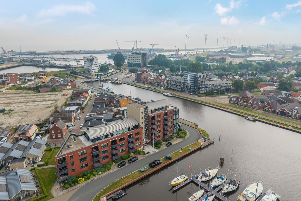 Appartement te koop: Eemskanaal N.Z. 43, Delfzijl