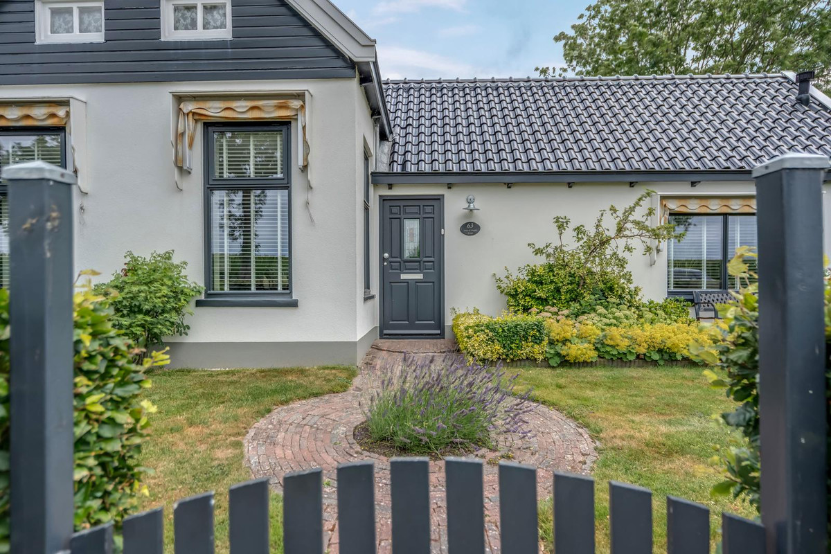 Vrijstaande woning te koop: Wirdumerweg 63, Wirdum