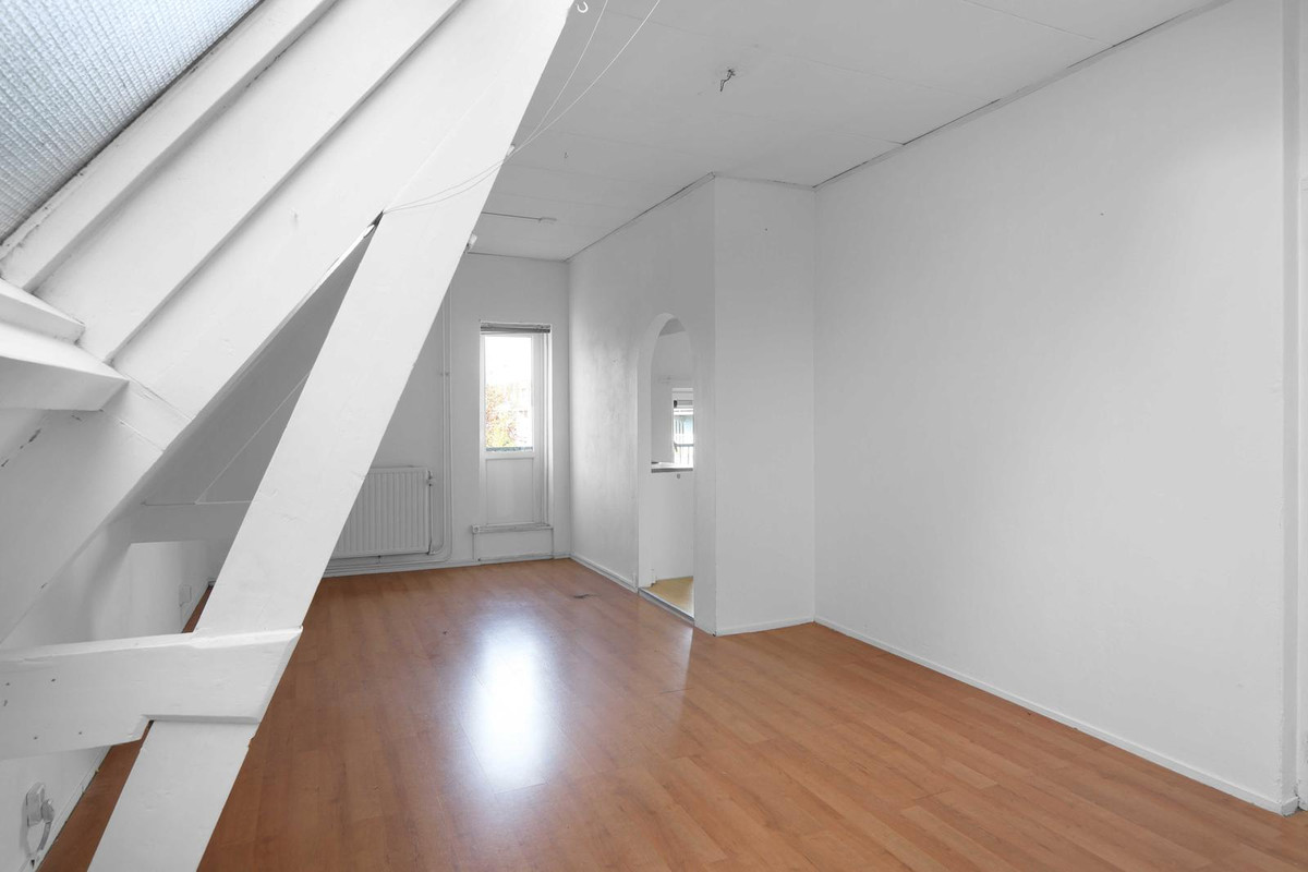 Appartement te koop: 's-Gravendijkwal 129A02, Rotterdam