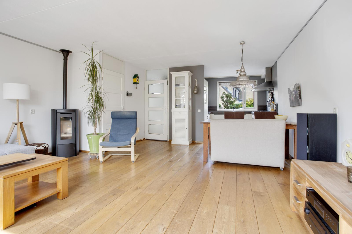 Hoekwoning te koop: Beetwortelweg 77, Oud-Beijerland