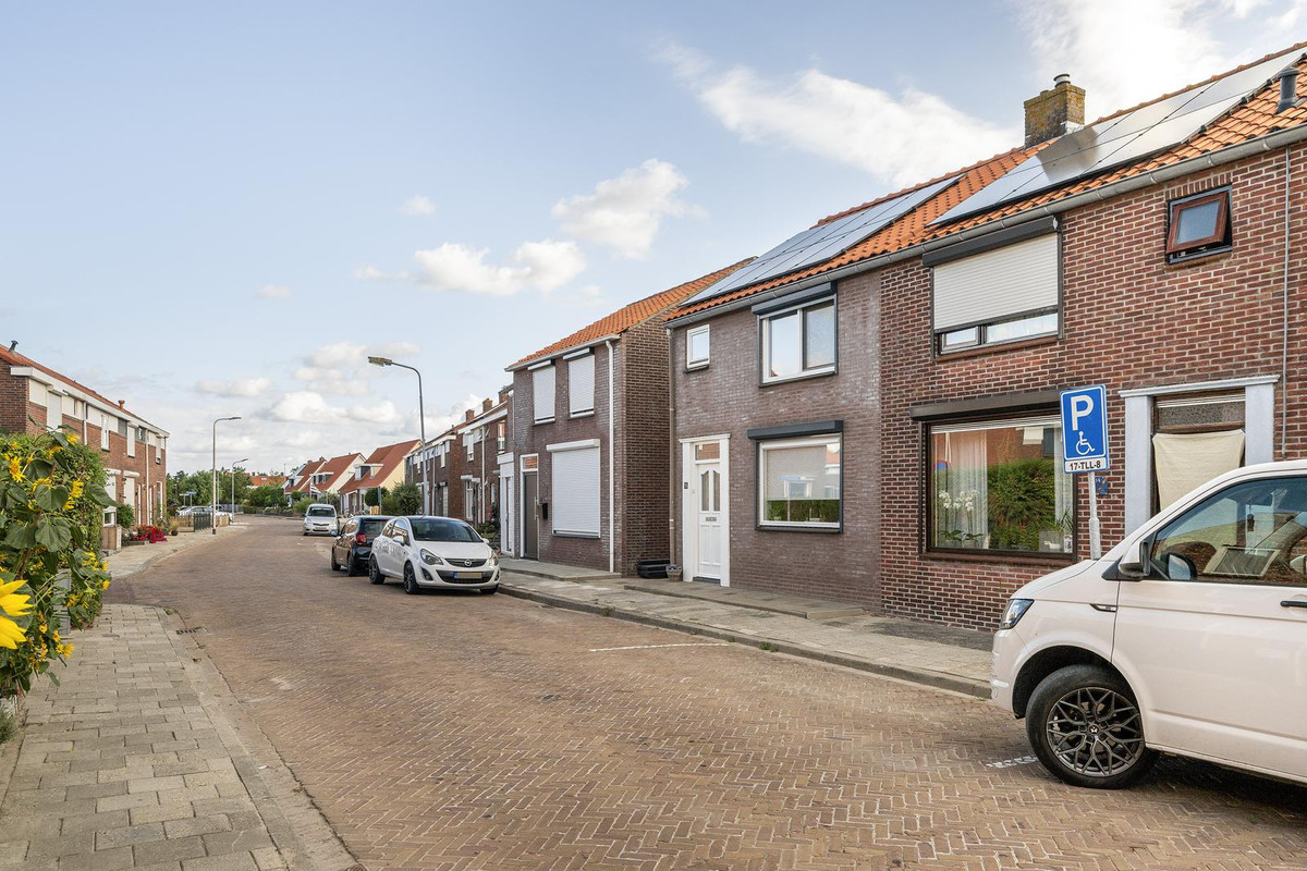 Hoekwoning te koop: Wilhelminastraat 16, Sint Philipsland