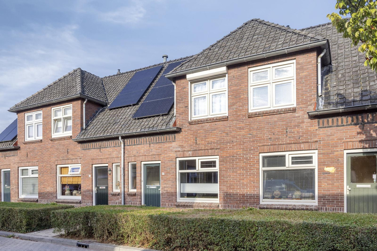 Tussenwoning te koop: Scholtenenk 17, Winterswijk