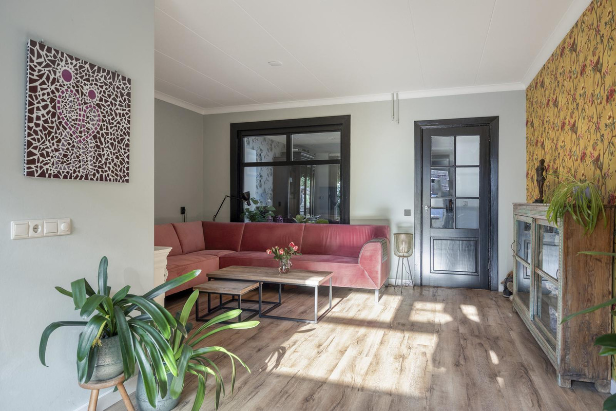 Tussenwoning te koop: Scholtenenk 17, Winterswijk