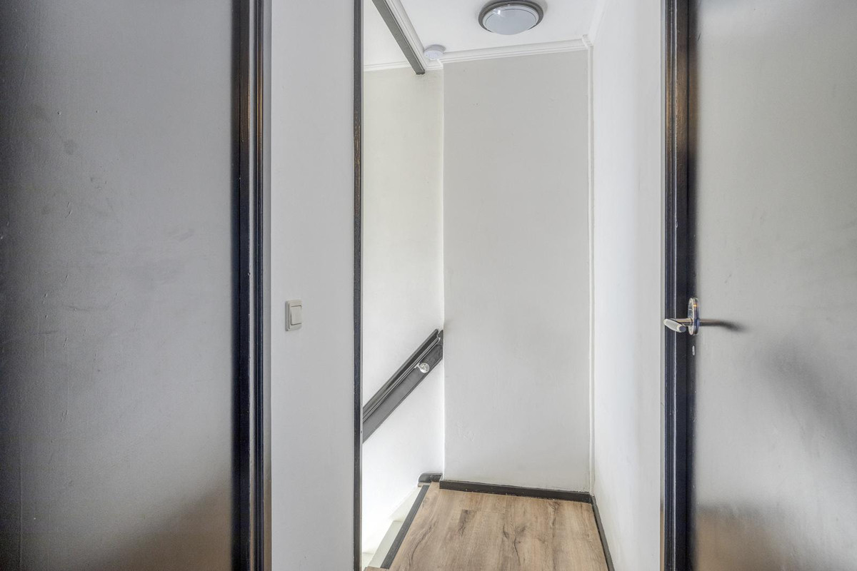 Tussenwoning te koop: Scholtenenk 17, Winterswijk