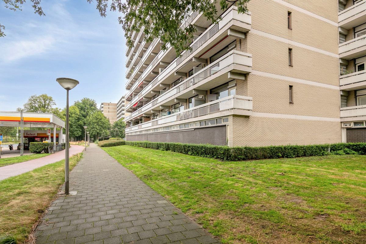 Appartement te koop: De Koppele 215, Eindhoven