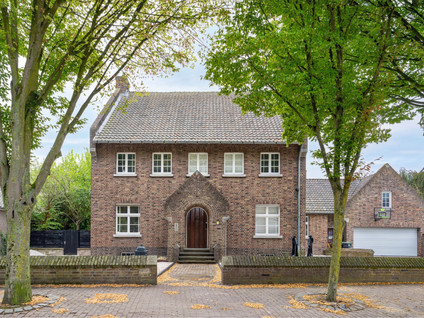 Oude Raadhuisstraat 10