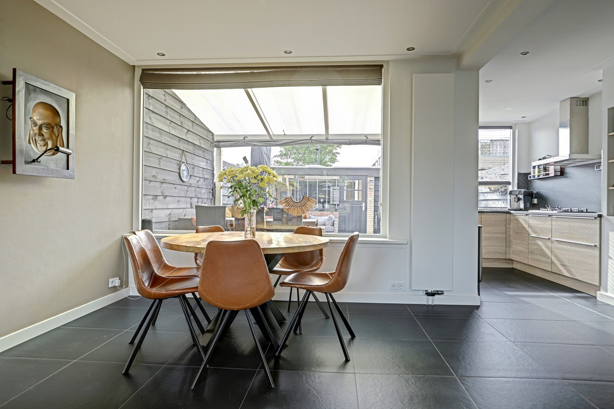 Tussenwoning te koop: Basiusstraat 8, Heerhugowaard