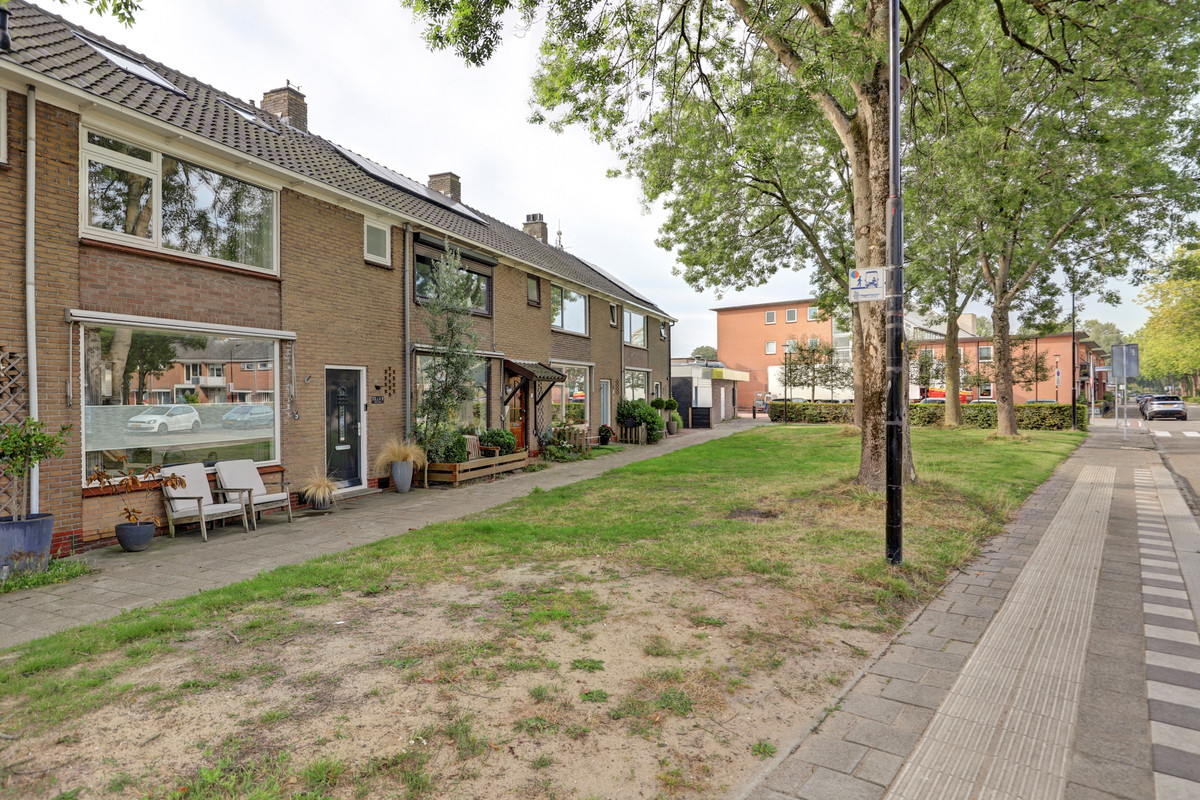 Tussenwoning te koop: Basiusstraat 8, Heerhugowaard