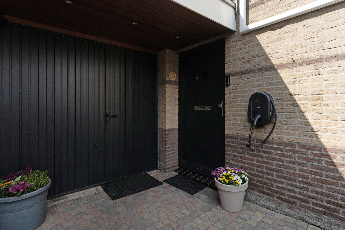 Tussenwoning te koop: Mokkabruin 27, Zoetermeer