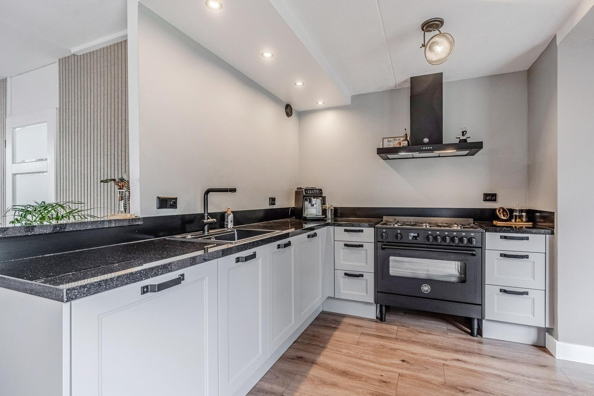 Tussenwoning te koop: Mokkabruin 27, Zoetermeer