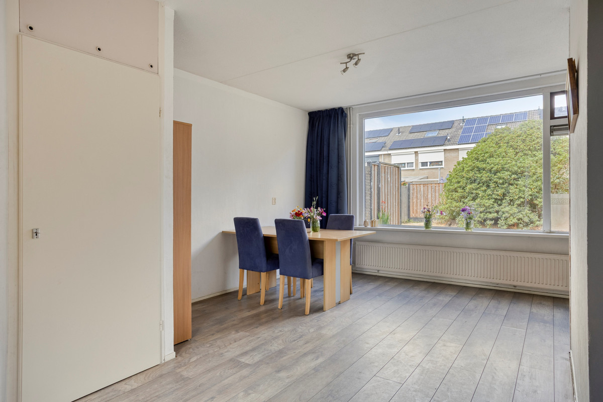 Hoekwoning te koop: Roofvogelstraat 75, Heinkenszand