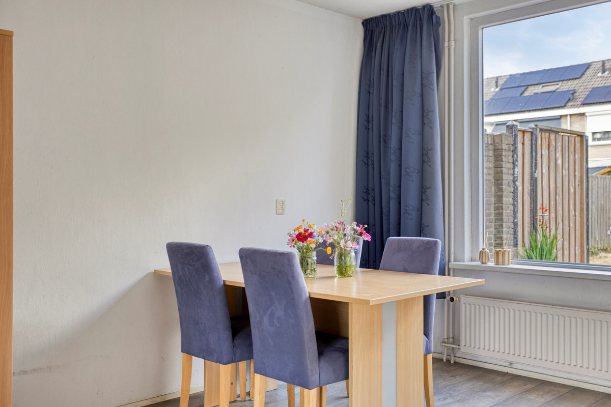 Hoekwoning te koop: Roofvogelstraat 75, Heinkenszand